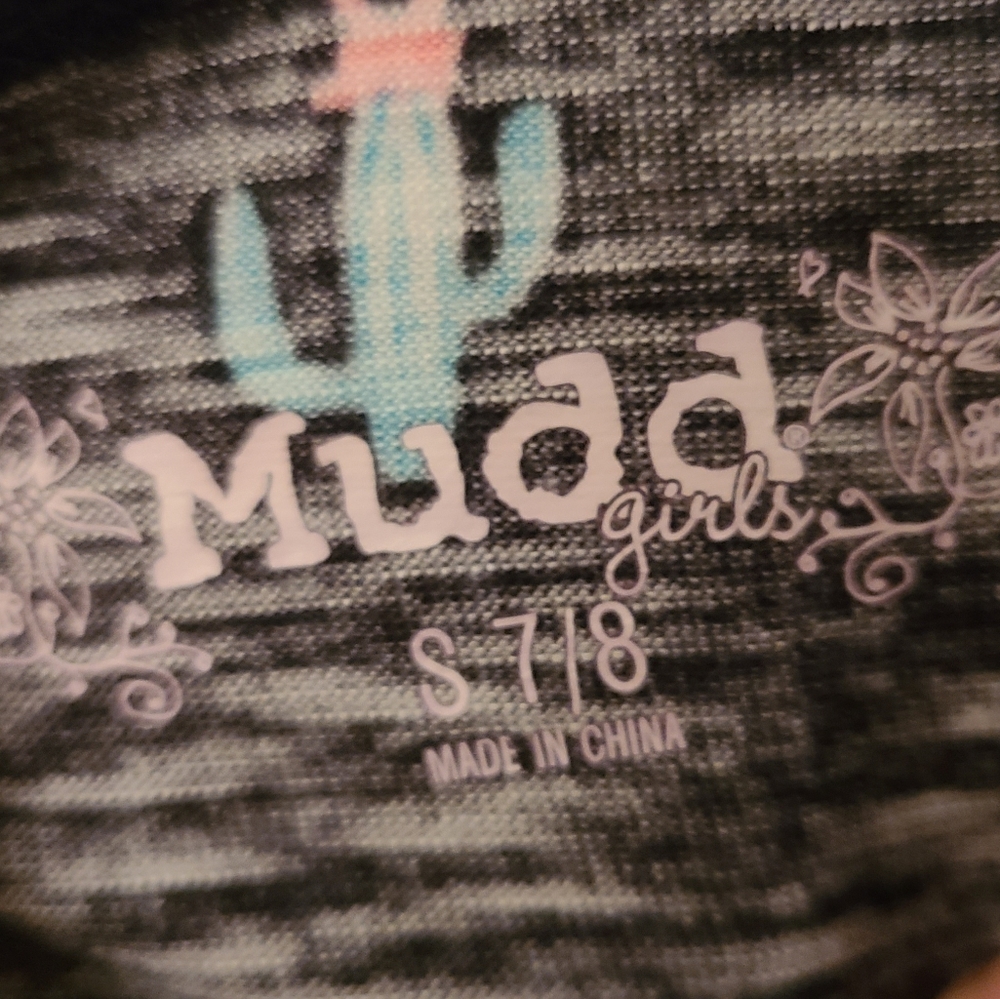 Mudd Cold Shoulder Romper - Picture 4 of 6